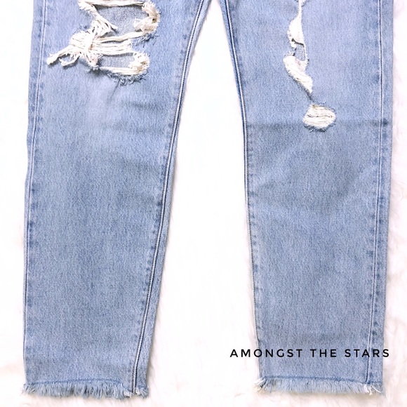 Levi’s Wedgie Fit Distressed Tapered Leg Jeans - Picture 6 of 8